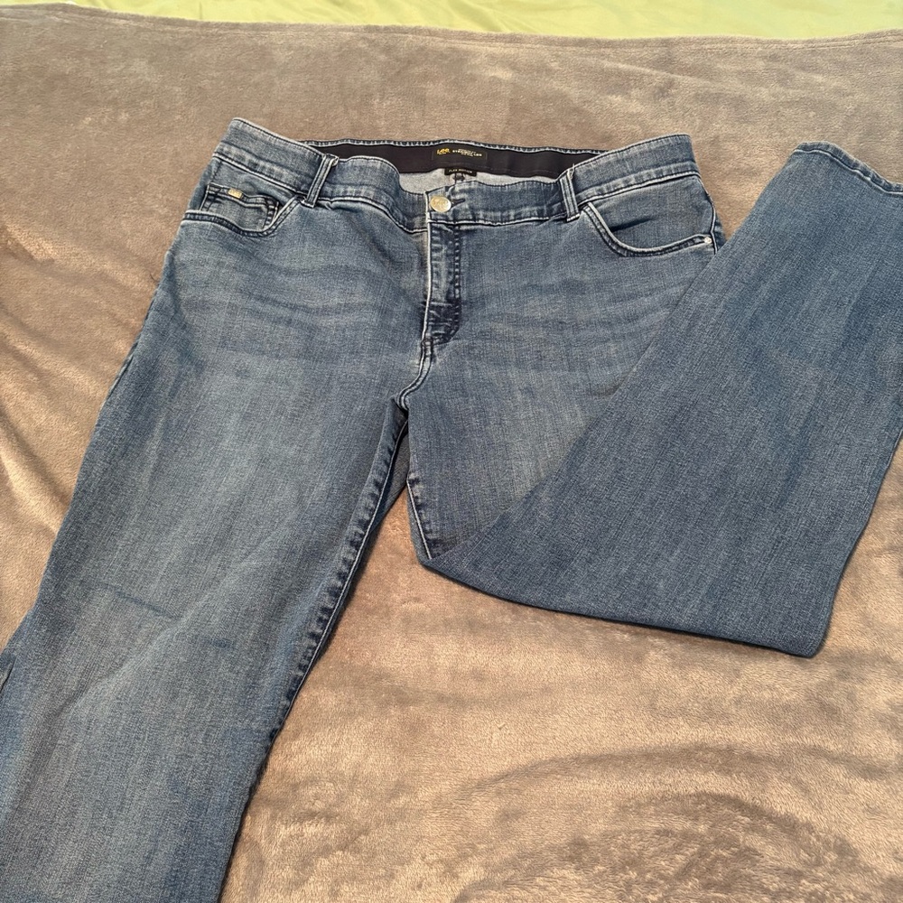 Classic Blue Women's Lee Jeans